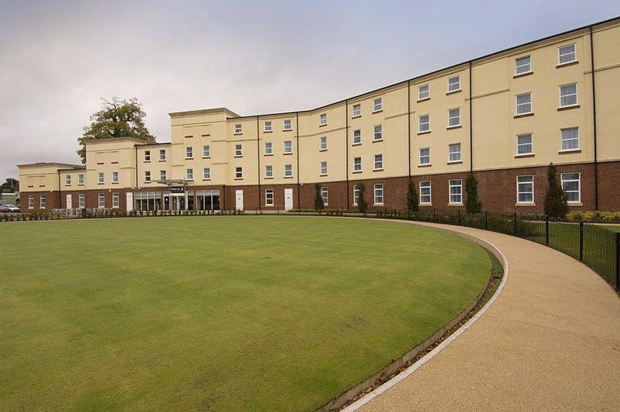Premier Inn Stoke - Trentham Gardens Екстериор снимка